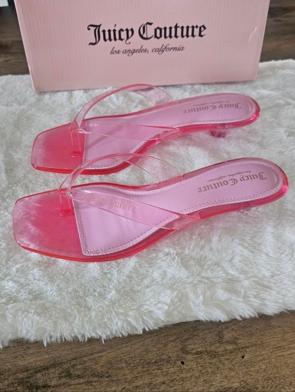 NIB Juicy Couture Clear Pink Jelly Toe-Post Slide Sandals Size-9 - Picture 4 of 8